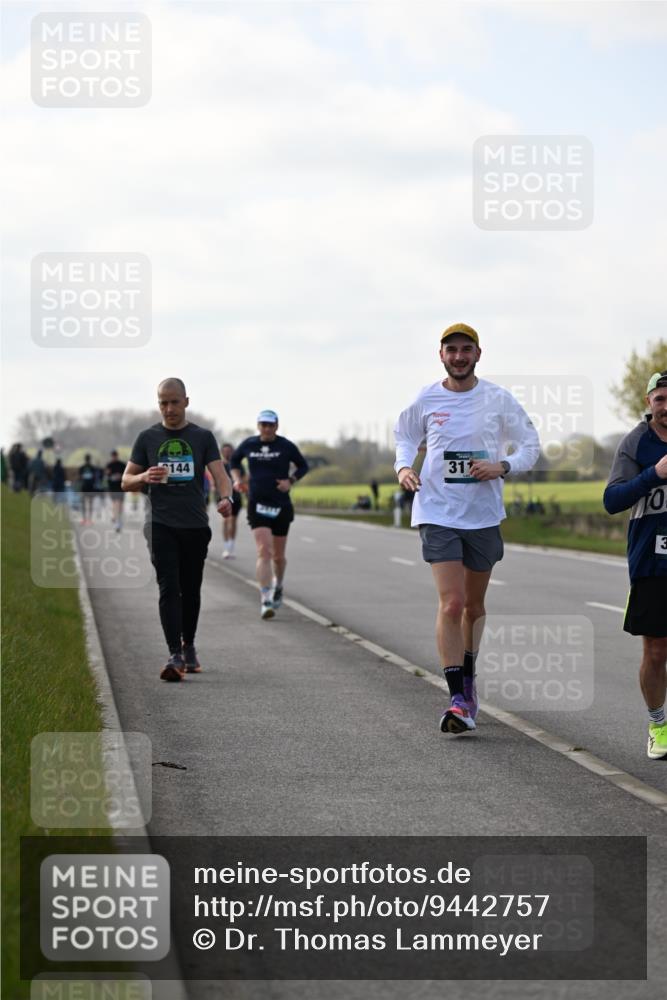 12.04.2026 - 45. Internationalen Wilhelmsburger Insellauf Dr. Thomas Lammeyer http://msf.ph/oto/9442757 12.04.2026 10:13:19 Laufen 144, 31, 3 meine-sportfotos.de