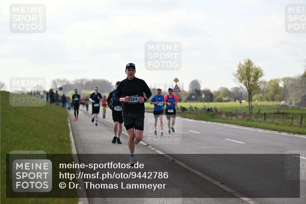 12.04.2026 - 45. Internationalen Wilhelmsburger Insellauf Dr. Thomas Lammeyer http://msf.ph/oto/9442786 12.04.2026 10:13:34 Laufen 4030, 4264 meine-sportfotos.de