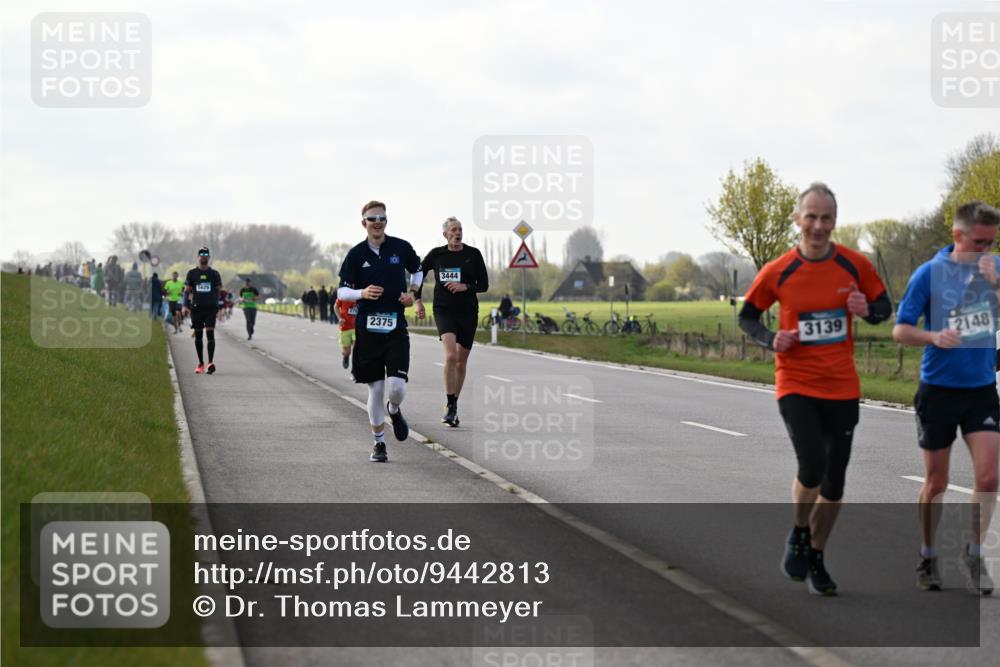 12.04.2026 - 45. Internationalen Wilhelmsburger Insellauf Dr. Thomas Lammeyer http://msf.ph/oto/9442813 12.04.2026 10:13:41 Laufen 5629, 2375, 3444, 3139, 2148 meine-sportfotos.de