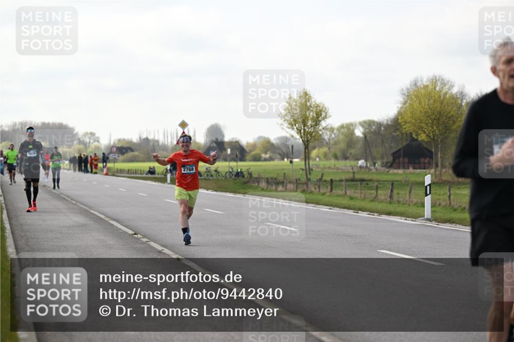 12.04.2026 - 45. Internationalen Wilhelmsburger Insellauf Dr. Thomas Lammeyer http://msf.ph/oto/9442840 12.04.2026 10:13:47 Laufen 5629, 2768 meine-sportfotos.de