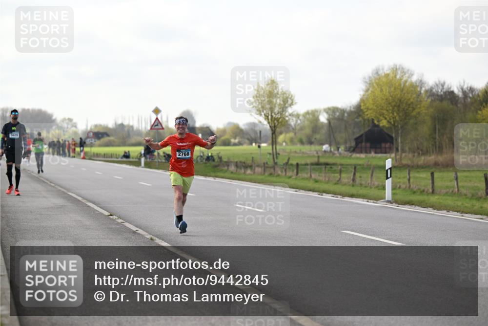 12.04.2026 - 45. Internationalen Wilhelmsburger Insellauf Dr. Thomas Lammeyer http://msf.ph/oto/9442845 12.04.2026 10:13:48 Laufen 5629, 2768 meine-sportfotos.de