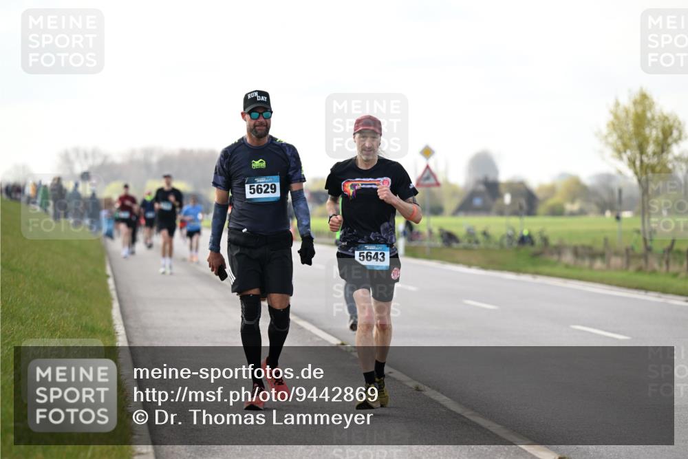 12.04.2026 - 45. Internationalen Wilhelmsburger Insellauf Dr. Thomas Lammeyer http://msf.ph/oto/9442869 12.04.2026 10:13:58 Laufen 5629, 5643 meine-sportfotos.de