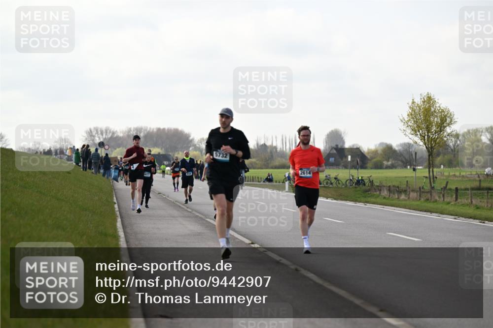 12.04.2026 - 45. Internationalen Wilhelmsburger Insellauf Dr. Thomas Lammeyer http://msf.ph/oto/9442907 12.04.2026 10:14:08 Laufen 3677, 4325, 5732, 2614 meine-sportfotos.de