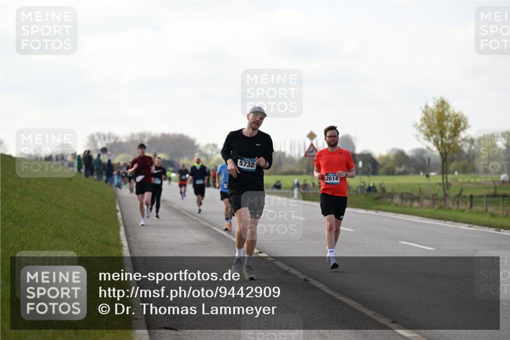 12.04.2026 - 45. Internationalen Wilhelmsburger Insellauf Dr. Thomas Lammeyer http://msf.ph/oto/9442909 12.04.2026 10:14:08 Laufen 5732, 2614 meine-sportfotos.de