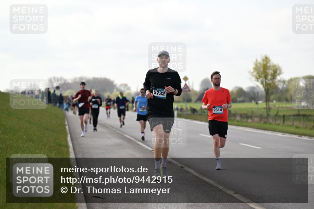 12.04.2026 - 45. Internationalen Wilhelmsburger Insellauf Dr. Thomas Lammeyer http://msf.ph/oto/9442915 12.04.2026 10:14:09 Laufen 5732, 2614 meine-sportfotos.de