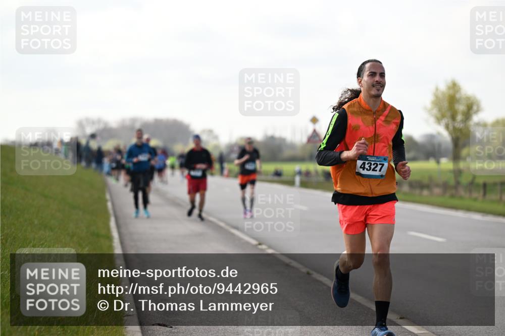 12.04.2026 - 45. Internationalen Wilhelmsburger Insellauf Dr. Thomas Lammeyer http://msf.ph/oto/9442965 12.04.2026 10:14:21 Laufen 4327 meine-sportfotos.de