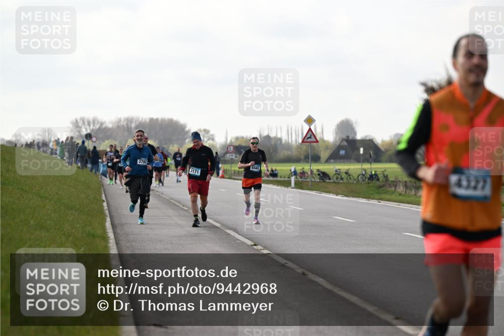 12.04.2026 - 45. Internationalen Wilhelmsburger Insellauf Dr. Thomas Lammeyer http://msf.ph/oto/9442968 12.04.2026 10:14:21 Laufen 3702, 3171, 2, 5560, 4327 meine-sportfotos.de
