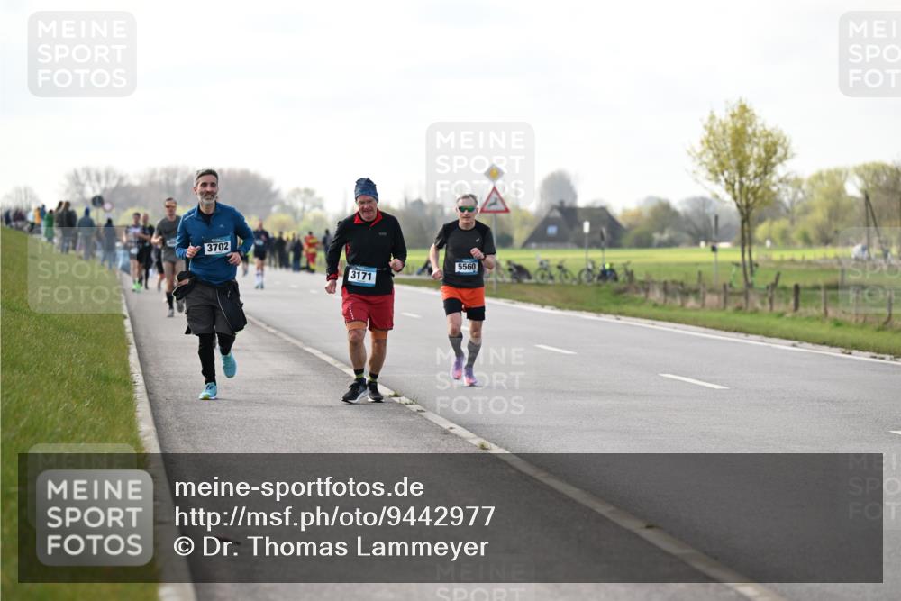 12.04.2026 - 45. Internationalen Wilhelmsburger Insellauf Dr. Thomas Lammeyer http://msf.ph/oto/9442977 12.04.2026 10:14:24 Laufen 3702, 3171, 5560 meine-sportfotos.de