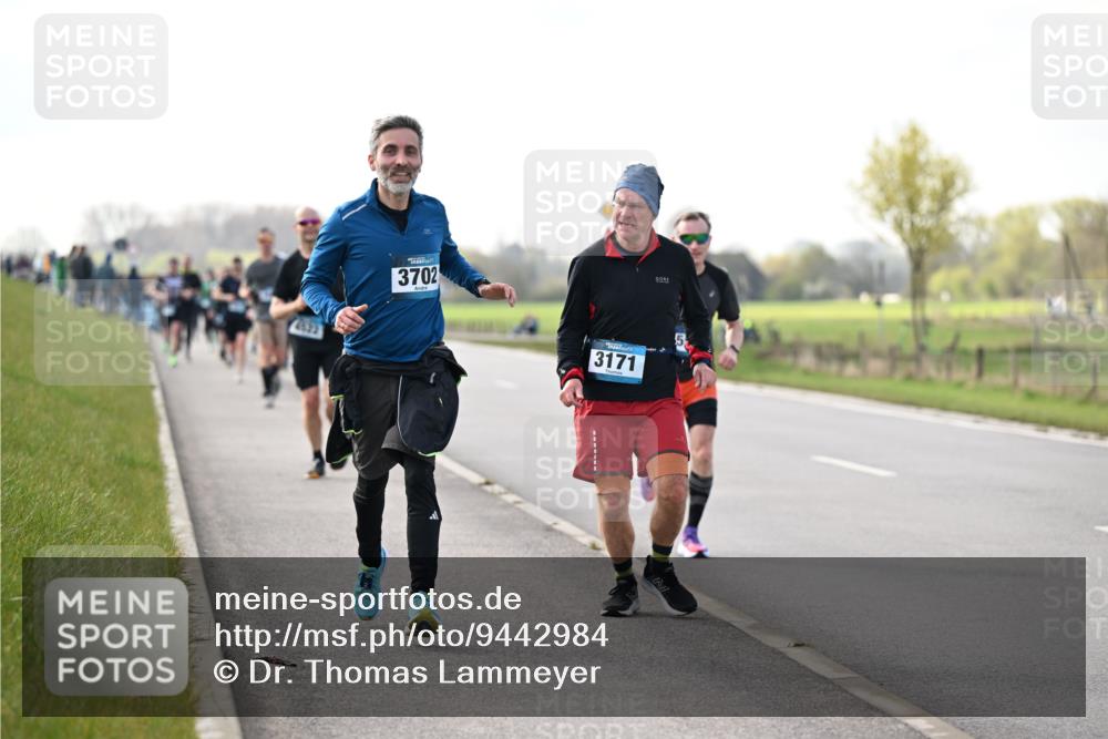 12.04.2026 - 45. Internationalen Wilhelmsburger Insellauf Dr. Thomas Lammeyer http://msf.ph/oto/9442984 12.04.2026 10:14:27 Laufen 3702, 3171 meine-sportfotos.de