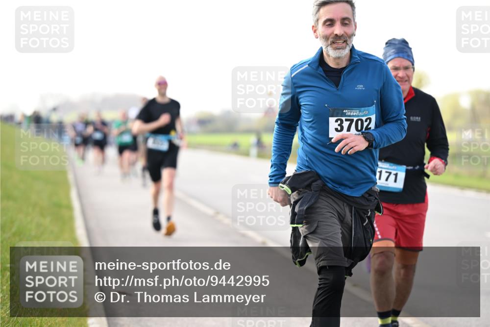 12.04.2026 - 45. Internationalen Wilhelmsburger Insellauf Dr. Thomas Lammeyer http://msf.ph/oto/9442995 12.04.2026 10:14:28 Laufen 3702, 171 meine-sportfotos.de