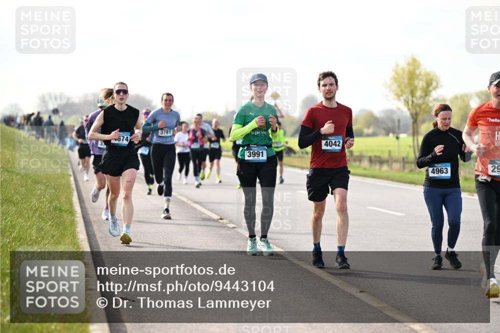 12.04.2026 - 45. Internationalen Wilhelmsburger Insellauf Dr. Thomas Lammeyer http://msf.ph/oto/9443104 12.04.2026 10:14:48 Laufen 3781, 674, 3991, 4042, 4963, 29 meine-sportfotos.de