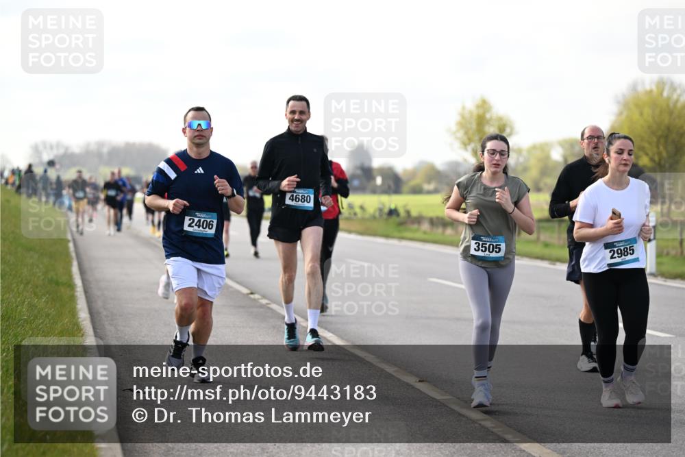 12.04.2026 - 45. Internationalen Wilhelmsburger Insellauf Dr. Thomas Lammeyer http://msf.ph/oto/9443183 12.04.2026 10:15:02 Laufen 2406, 4680, 3505, 2985 meine-sportfotos.de