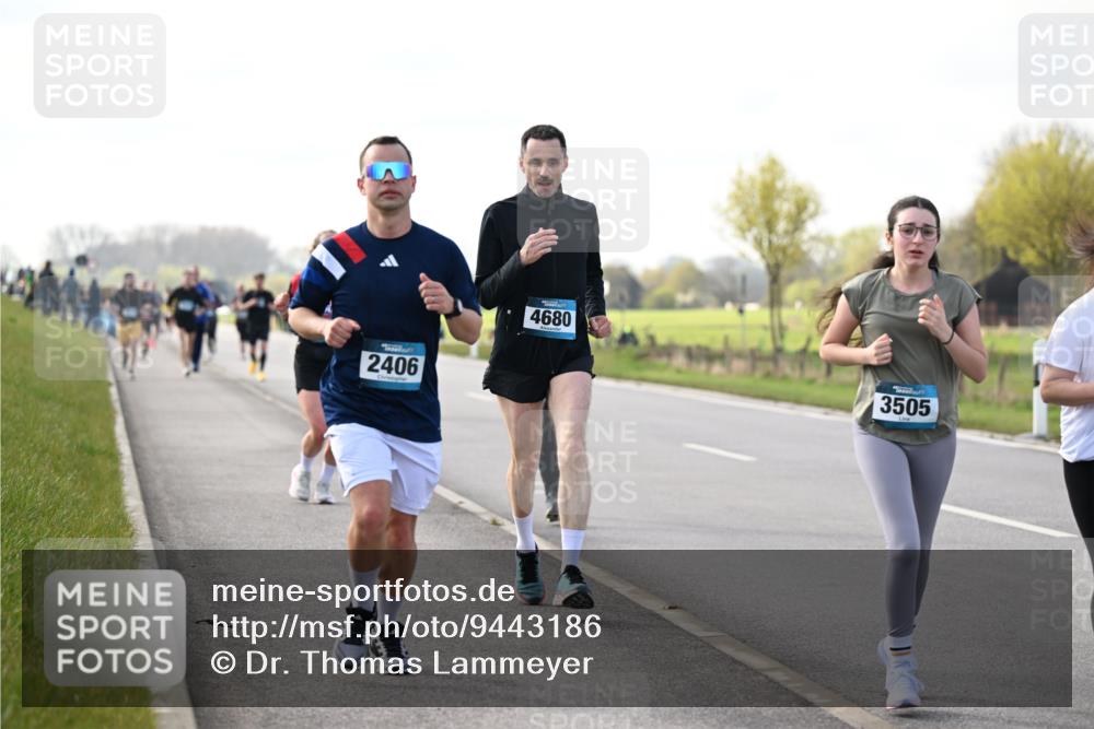 12.04.2026 - 45. Internationalen Wilhelmsburger Insellauf Dr. Thomas Lammeyer http://msf.ph/oto/9443186 12.04.2026 10:15:03 Laufen 2406, 4680, 3505 meine-sportfotos.de