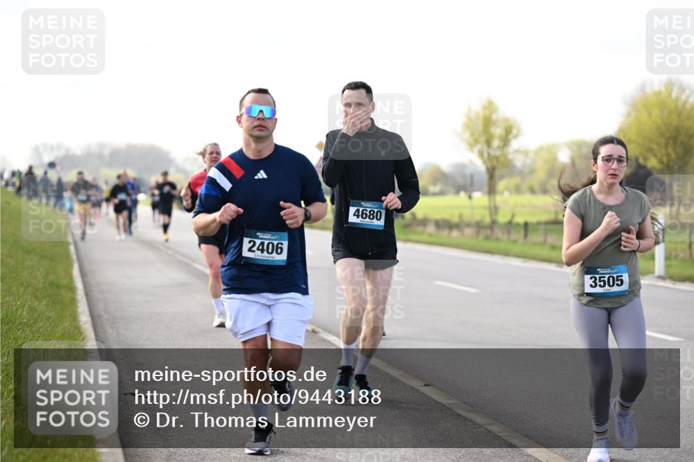 12.04.2026 - 45. Internationalen Wilhelmsburger Insellauf Dr. Thomas Lammeyer http://msf.ph/oto/9443188 12.04.2026 10:15:03 Laufen 2406, 4680, 3505 meine-sportfotos.de
