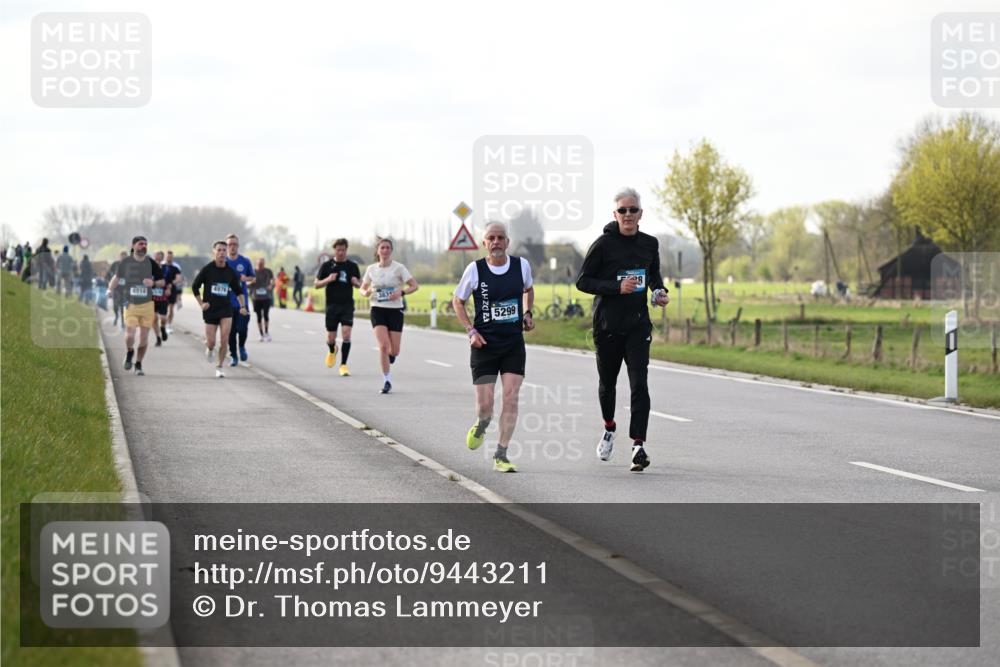 12.04.2026 - 45. Internationalen Wilhelmsburger Insellauf Dr. Thomas Lammeyer http://msf.ph/oto/9443211 12.04.2026 10:15:08 Laufen 5299 meine-sportfotos.de