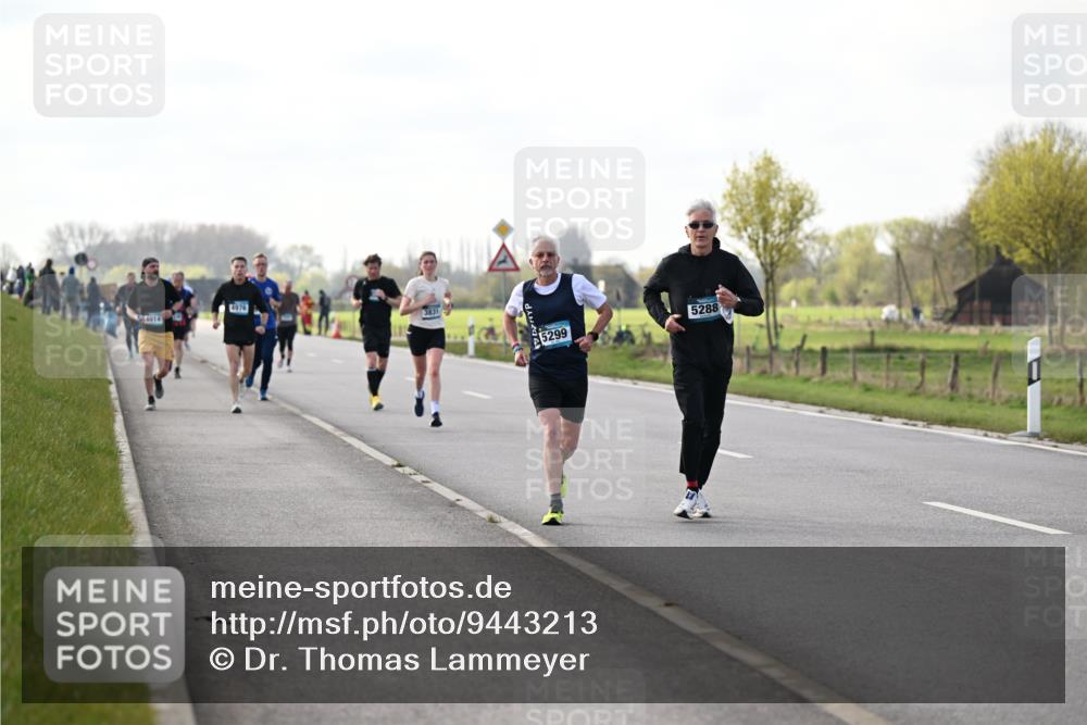 12.04.2026 - 45. Internationalen Wilhelmsburger Insellauf Dr. Thomas Lammeyer http://msf.ph/oto/9443213 12.04.2026 10:15:08 Laufen 4914, 4976, 3831, 5299, 5288 meine-sportfotos.de