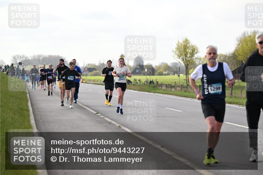12.04.2026 - 45. Internationalen Wilhelmsburger Insellauf Dr. Thomas Lammeyer http://msf.ph/oto/9443227 12.04.2026 10:15:11 Laufen 2830, 24, 4976, 3831, 5299 meine-sportfotos.de