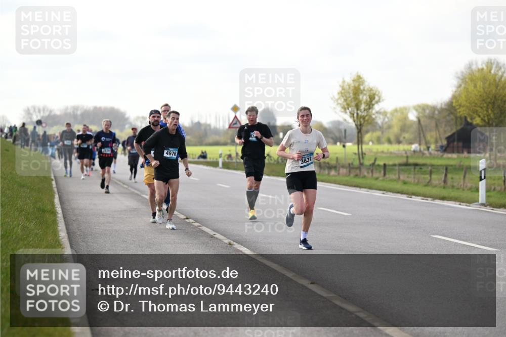 12.04.2026 - 45. Internationalen Wilhelmsburger Insellauf Dr. Thomas Lammeyer http://msf.ph/oto/9443240 12.04.2026 10:15:13 Laufen 4976, 3831 meine-sportfotos.de