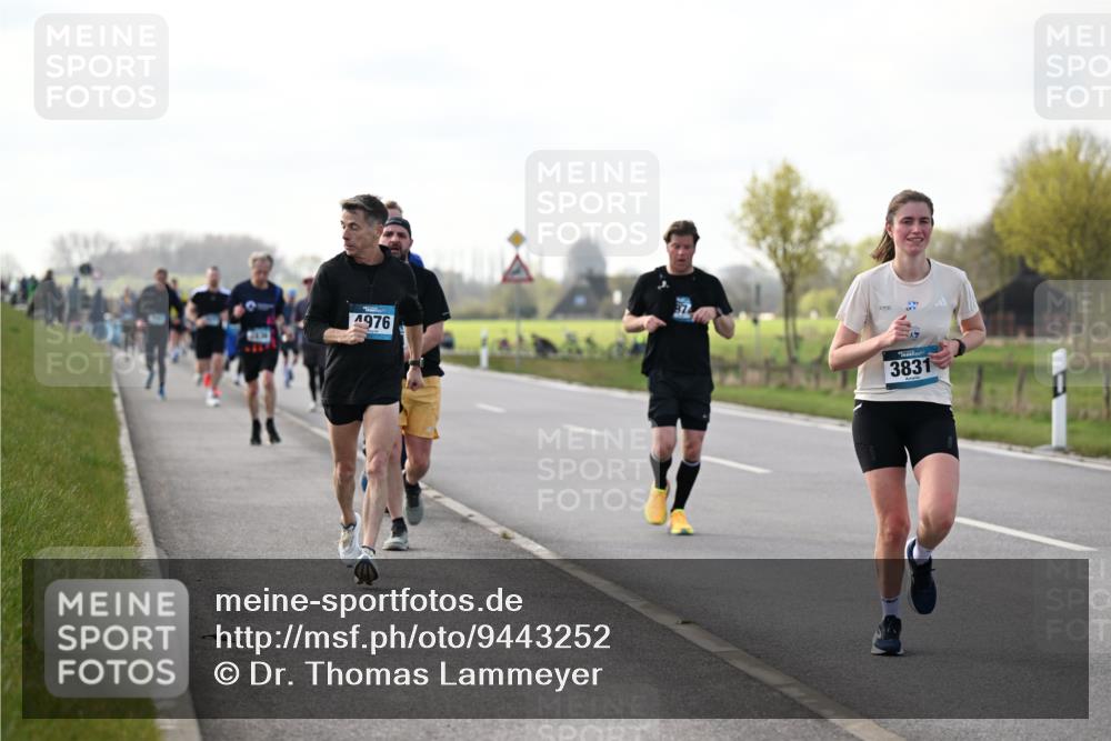 12.04.2026 - 45. Internationalen Wilhelmsburger Insellauf Dr. Thomas Lammeyer http://msf.ph/oto/9443252 12.04.2026 10:15:15 Laufen 1976, 3831 meine-sportfotos.de
