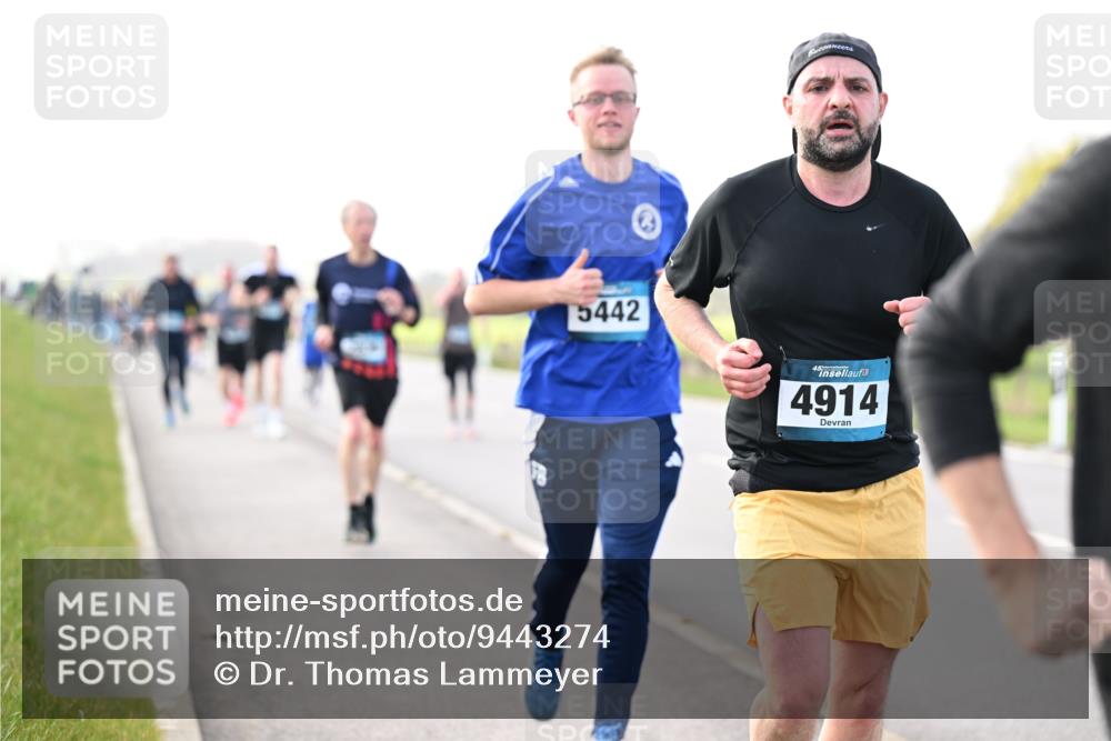 12.04.2026 - 45. Internationalen Wilhelmsburger Insellauf Dr. Thomas Lammeyer http://msf.ph/oto/9443274 12.04.2026 10:15:19 Laufen 5442, 4914 meine-sportfotos.de