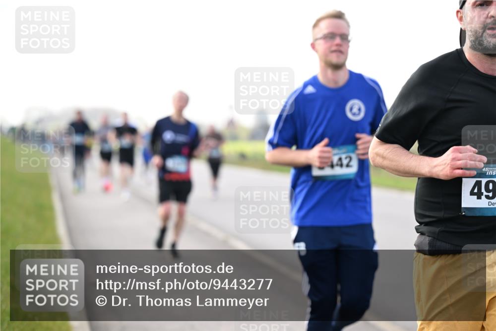 12.04.2026 - 45. Internationalen Wilhelmsburger Insellauf Dr. Thomas Lammeyer http://msf.ph/oto/9443277 12.04.2026 10:15:19 Laufen 442, 45, 49 meine-sportfotos.de