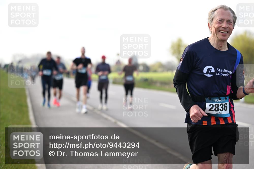 12.04.2026 - 45. Internationalen Wilhelmsburger Insellauf Dr. Thomas Lammeyer http://msf.ph/oto/9443294 12.04.2026 10:15:22 Laufen 45, 2836 meine-sportfotos.de