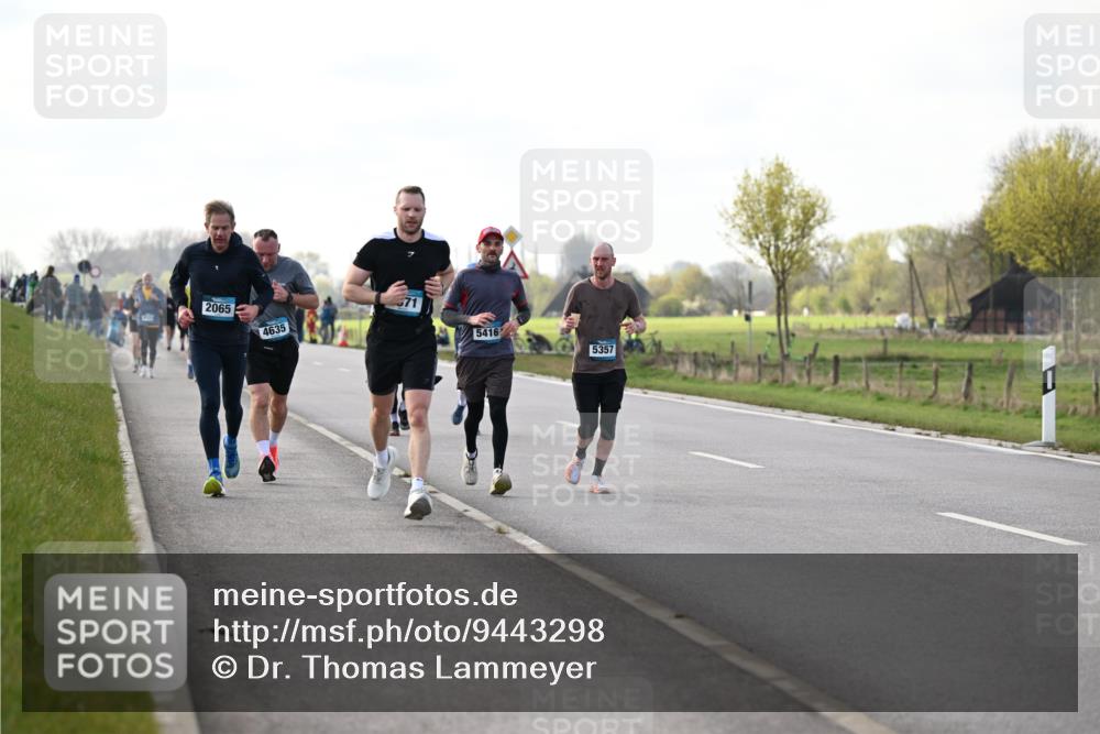 12.04.2026 - 45. Internationalen Wilhelmsburger Insellauf Dr. Thomas Lammeyer http://msf.ph/oto/9443298 12.04.2026 10:15:23 Laufen 2065, 71, 4635, 5416, 5357 meine-sportfotos.de