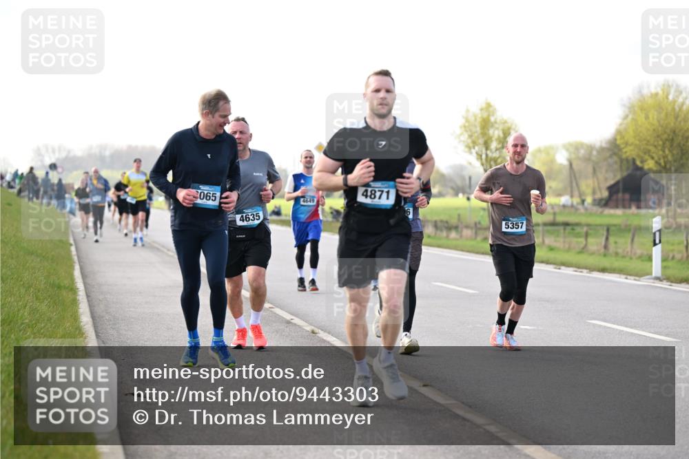 12.04.2026 - 45. Internationalen Wilhelmsburger Insellauf Dr. Thomas Lammeyer http://msf.ph/oto/9443303 12.04.2026 10:15:25 Laufen 065, 4635, 4649, 4871, 6, 5357 meine-sportfotos.de