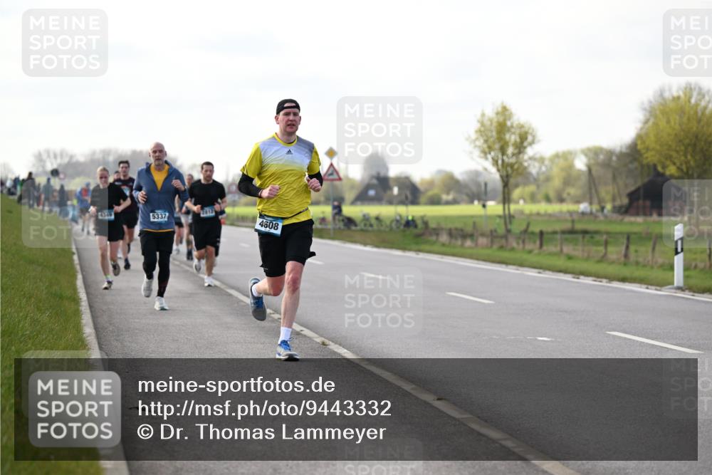 12.04.2026 - 45. Internationalen Wilhelmsburger Insellauf Dr. Thomas Lammeyer http://msf.ph/oto/9443332 12.04.2026 10:15:34 Laufen 4349, 5337, 4608 meine-sportfotos.de