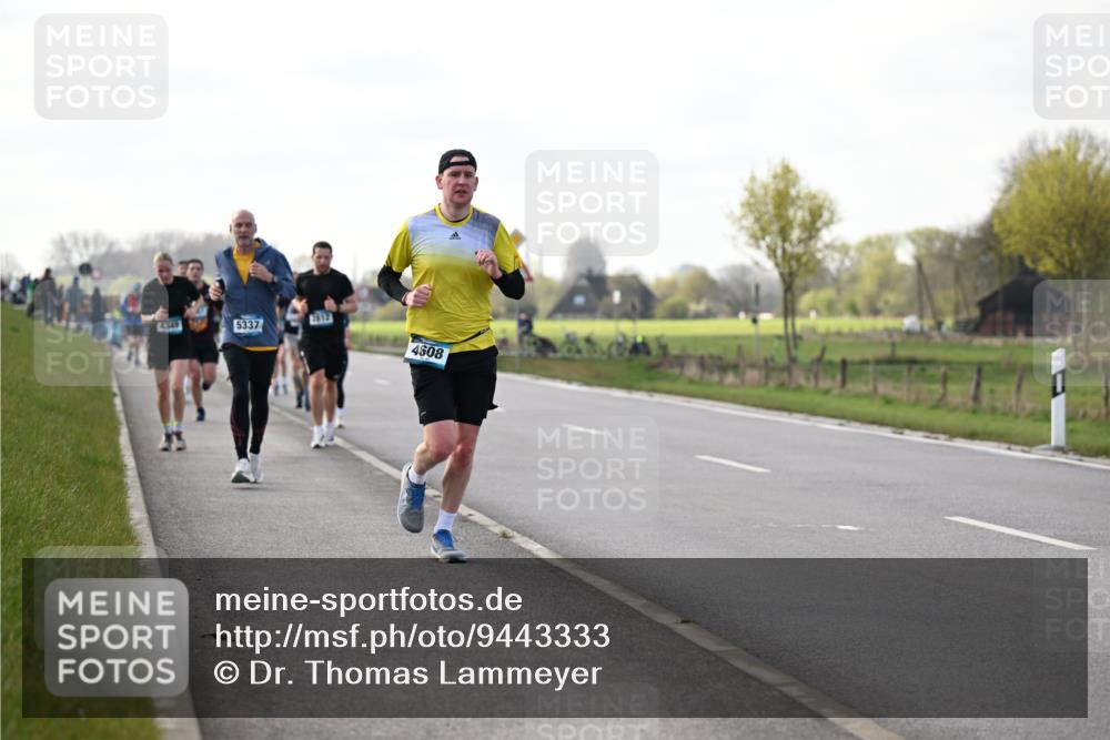 12.04.2026 - 45. Internationalen Wilhelmsburger Insellauf Dr. Thomas Lammeyer http://msf.ph/oto/9443333 12.04.2026 10:15:34 Laufen 2812, 4349, 5337, 4608 meine-sportfotos.de