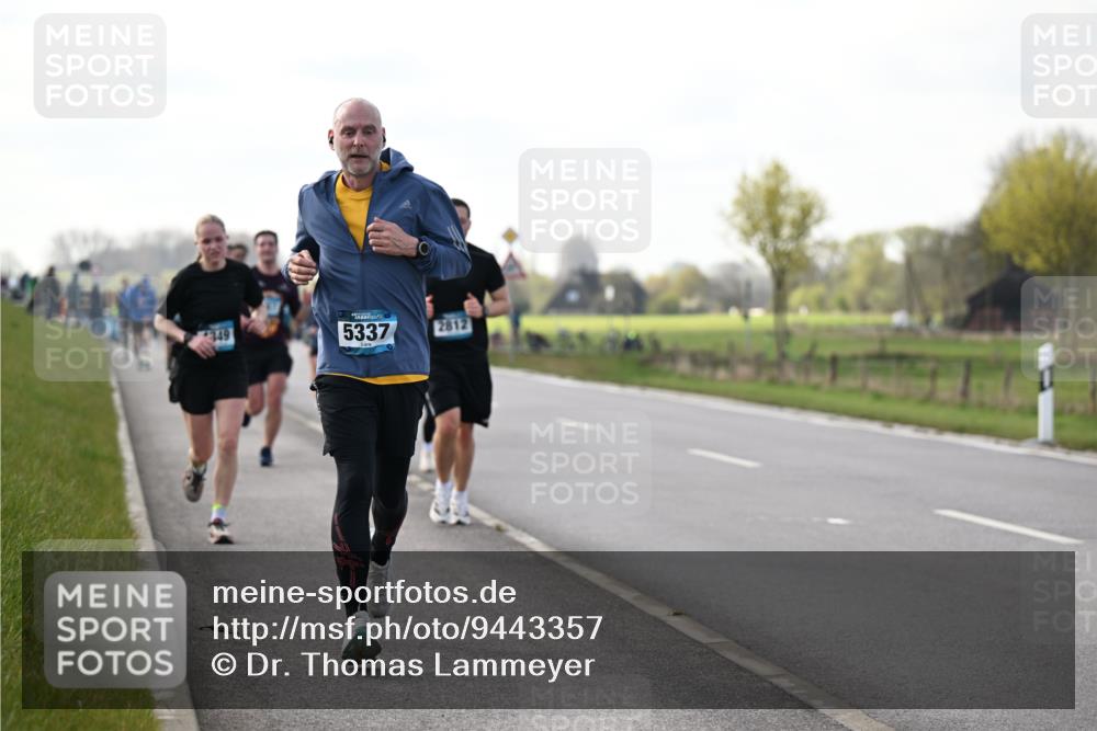 12.04.2026 - 45. Internationalen Wilhelmsburger Insellauf Dr. Thomas Lammeyer http://msf.ph/oto/9443357 12.04.2026 10:15:37 Laufen 2812, 349, 5337 meine-sportfotos.de