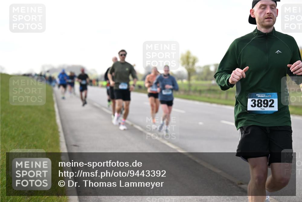 12.04.2026 - 45. Internationalen Wilhelmsburger Insellauf Dr. Thomas Lammeyer http://msf.ph/oto/9443392 12.04.2026 10:15:46 Laufen 45, 3892 meine-sportfotos.de
