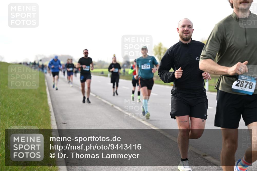 12.04.2026 - 45. Internationalen Wilhelmsburger Insellauf Dr. Thomas Lammeyer http://msf.ph/oto/9443416 12.04.2026 10:15:49 Laufen 3334, 2878 meine-sportfotos.de