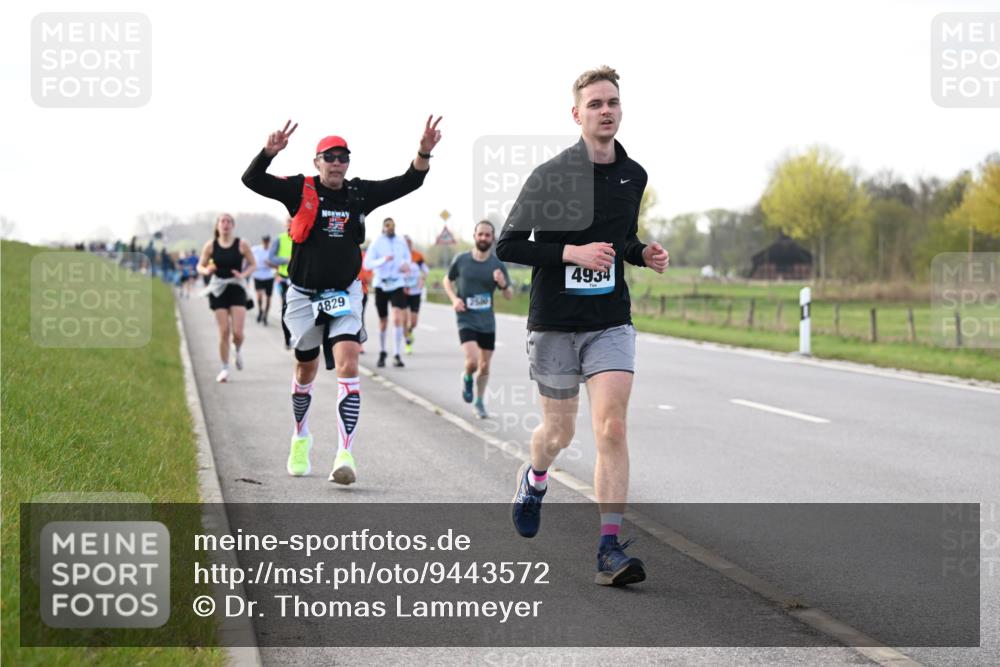 12.04.2026 - 45. Internationalen Wilhelmsburger Insellauf Dr. Thomas Lammeyer http://msf.ph/oto/9443572 12.04.2026 10:16:14 Laufen 4829, 4934 meine-sportfotos.de