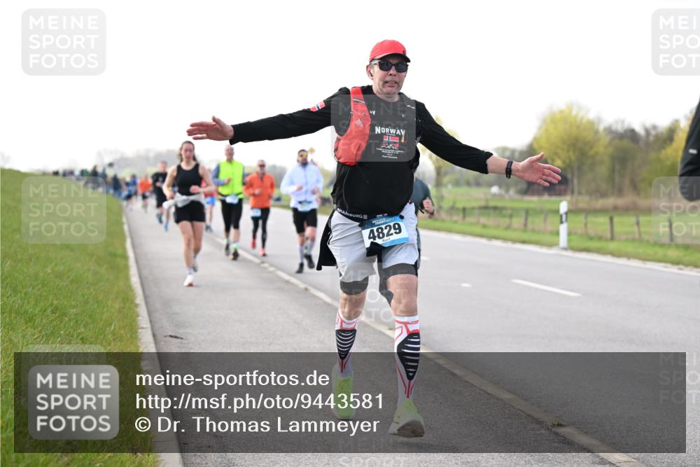 12.04.2026 - 45. Internationalen Wilhelmsburger Insellauf Dr. Thomas Lammeyer http://msf.ph/oto/9443581 12.04.2026 10:16:15 Laufen 4829 meine-sportfotos.de