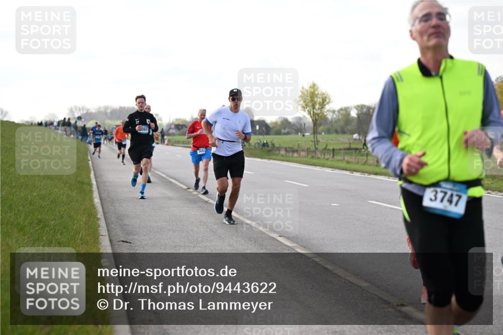 12.04.2026 - 45. Internationalen Wilhelmsburger Insellauf Dr. Thomas Lammeyer http://msf.ph/oto/9443622 12.04.2026 10:16:22 Laufen 27, 091, 3747 meine-sportfotos.de