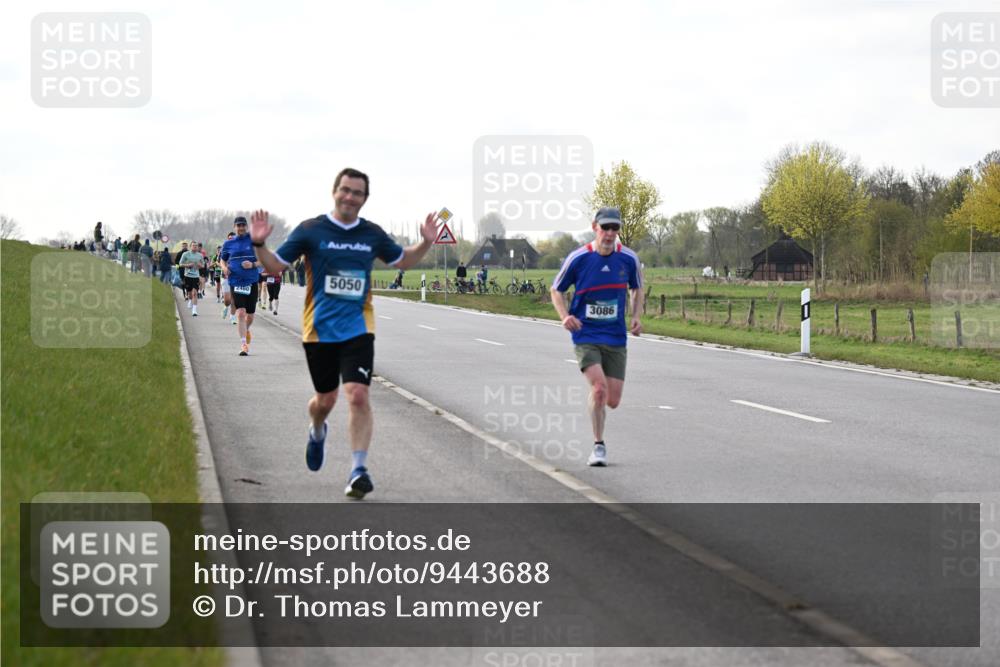 12.04.2026 - 45. Internationalen Wilhelmsburger Insellauf Dr. Thomas Lammeyer http://msf.ph/oto/9443688 12.04.2026 10:16:35 Laufen 2460, 5050, 3086 meine-sportfotos.de