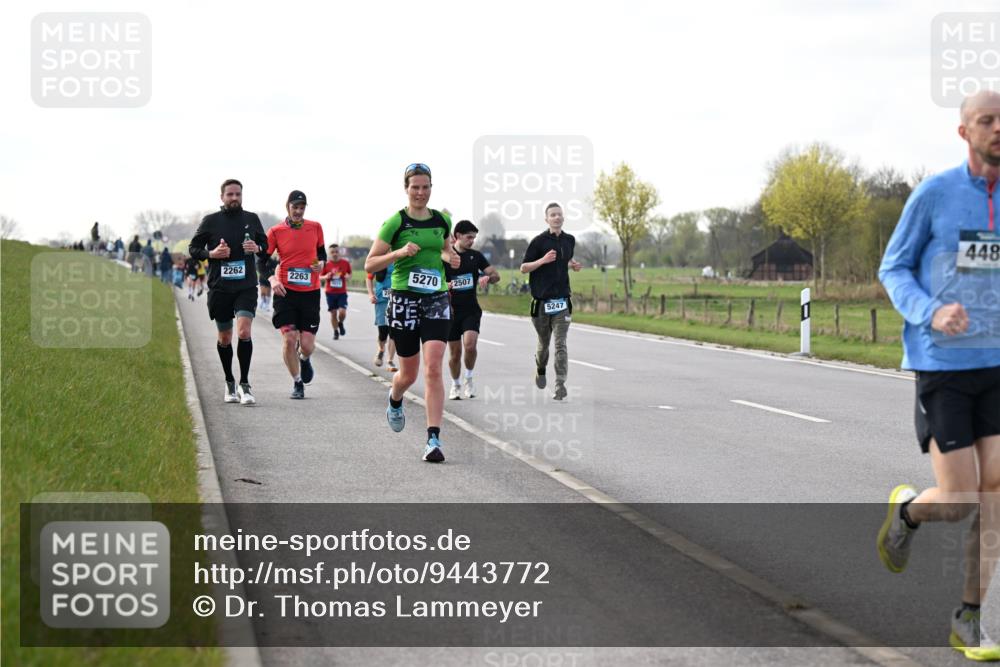 12.04.2026 - 45. Internationalen Wilhelmsburger Insellauf Dr. Thomas Lammeyer http://msf.ph/oto/9443772 12.04.2026 10:16:53 Laufen 2262, 2263, 5270, 2507, 2873, 5247, 448 meine-sportfotos.de