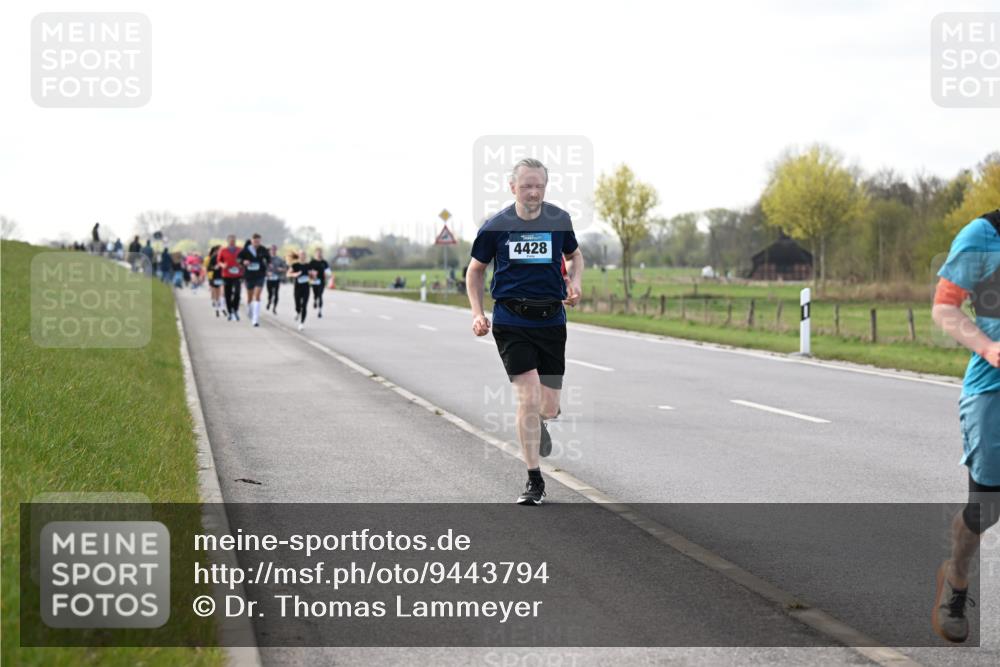 12.04.2026 - 45. Internationalen Wilhelmsburger Insellauf Dr. Thomas Lammeyer http://msf.ph/oto/9443794 12.04.2026 10:16:59 Laufen 4428 meine-sportfotos.de