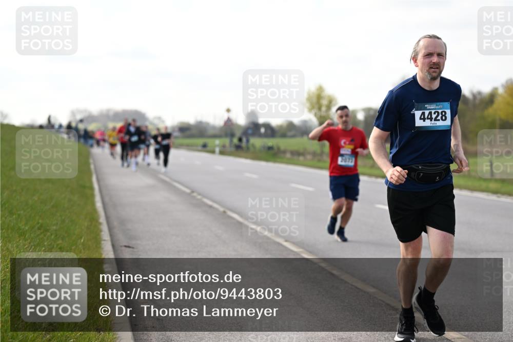 12.04.2026 - 45. Internationalen Wilhelmsburger Insellauf Dr. Thomas Lammeyer http://msf.ph/oto/9443803 12.04.2026 10:17:00 Laufen 2073, 4428 meine-sportfotos.de
