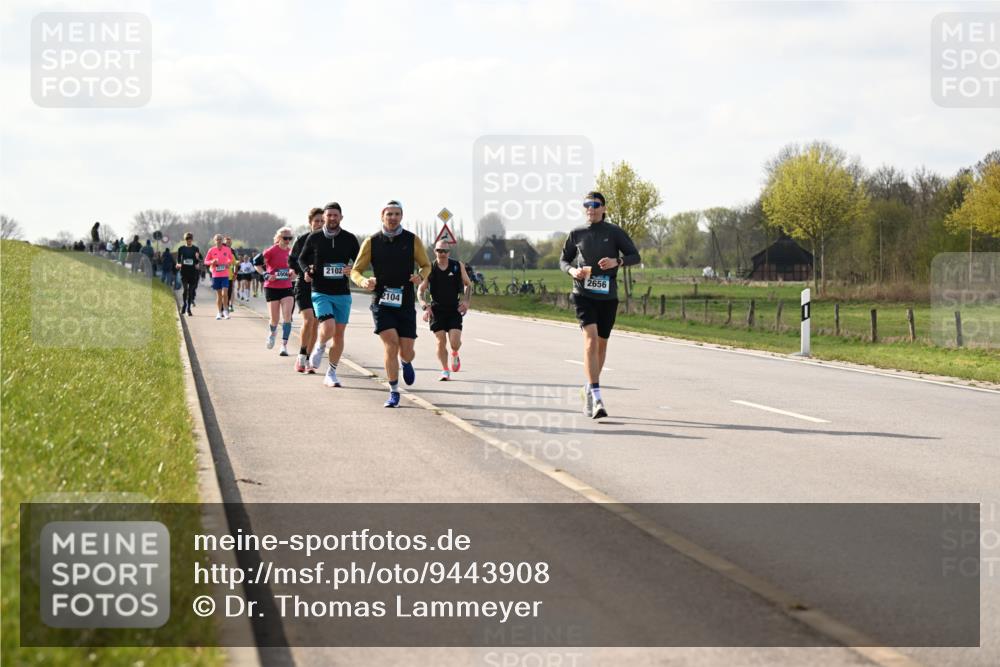 12.04.2026 - 45. Internationalen Wilhelmsburger Insellauf Dr. Thomas Lammeyer http://msf.ph/oto/9443908 12.04.2026 10:17:18 Laufen 2102, 2104, 2656 meine-sportfotos.de
