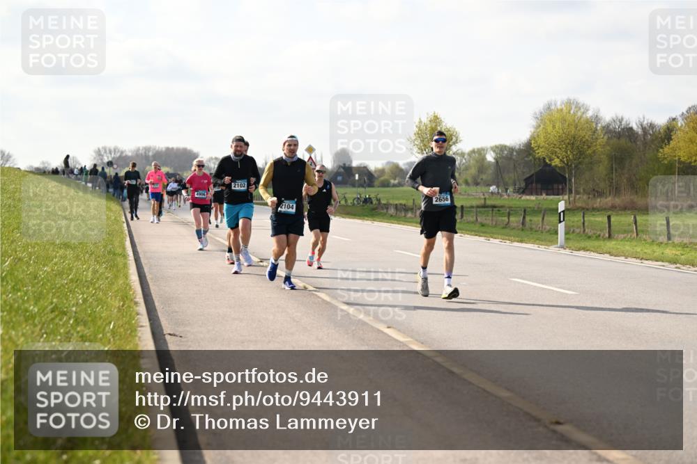 12.04.2026 - 45. Internationalen Wilhelmsburger Insellauf Dr. Thomas Lammeyer http://msf.ph/oto/9443911 12.04.2026 10:17:18 Laufen 4906, 2102, 2656, 2104 meine-sportfotos.de