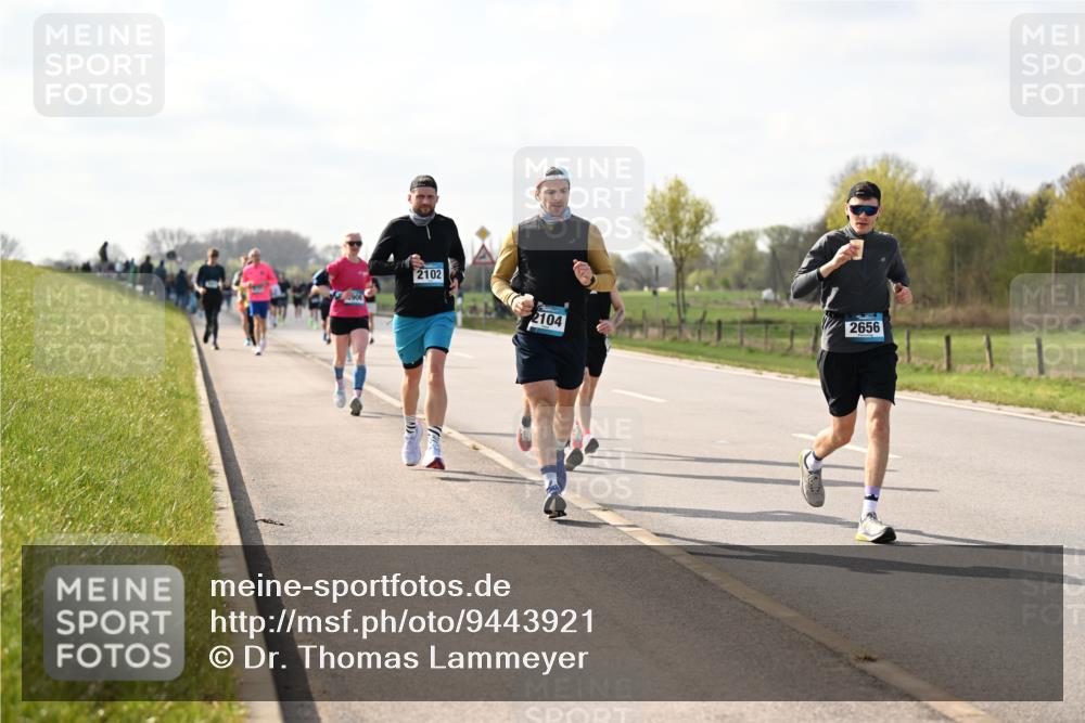 12.04.2026 - 45. Internationalen Wilhelmsburger Insellauf Dr. Thomas Lammeyer http://msf.ph/oto/9443921 12.04.2026 10:17:20 Laufen 2102, 2656, 2104 meine-sportfotos.de