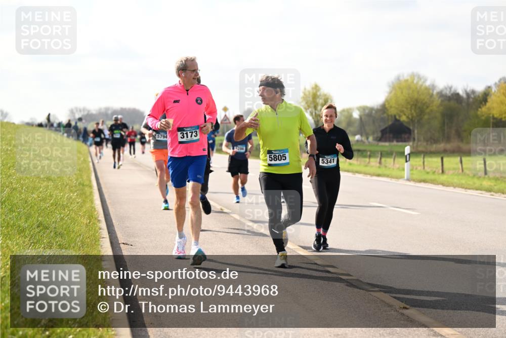 12.04.2026 - 45. Internationalen Wilhelmsburger Insellauf Dr. Thomas Lammeyer http://msf.ph/oto/9443968 12.04.2026 10:17:30 Laufen 5794, 3173, 15216, 5805, 5341 meine-sportfotos.de