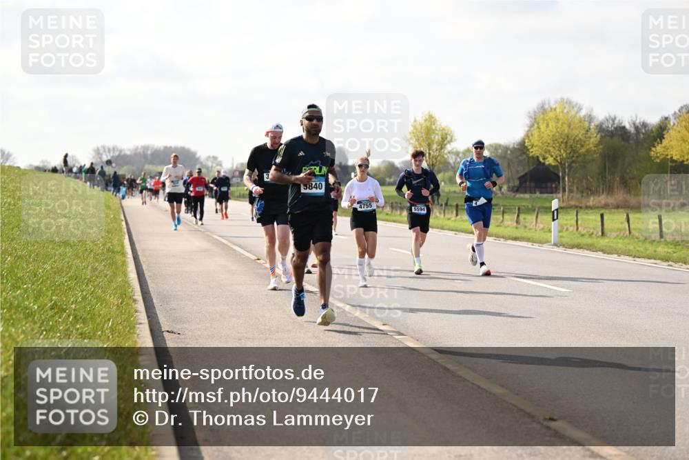 12.04.2026 - 45. Internationalen Wilhelmsburger Insellauf Dr. Thomas Lammeyer http://msf.ph/oto/9444017 12.04.2026 10:17:38 Laufen 3840, 4755, 5594 meine-sportfotos.de