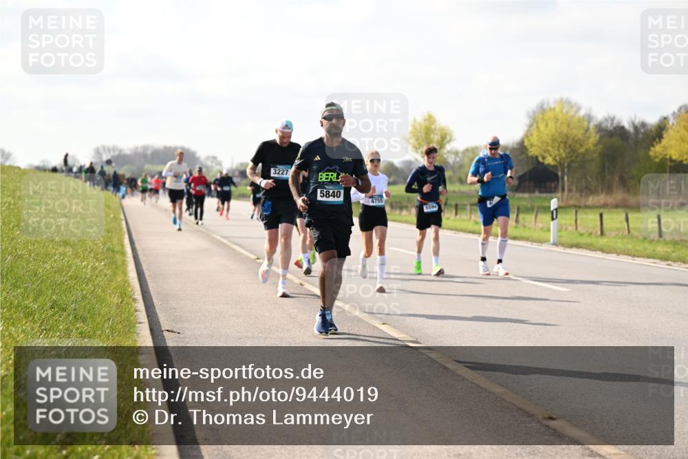 12.04.2026 - 45. Internationalen Wilhelmsburger Insellauf Dr. Thomas Lammeyer http://msf.ph/oto/9444019 12.04.2026 10:17:38 Laufen 3227, 5840, 50, 4755 meine-sportfotos.de
