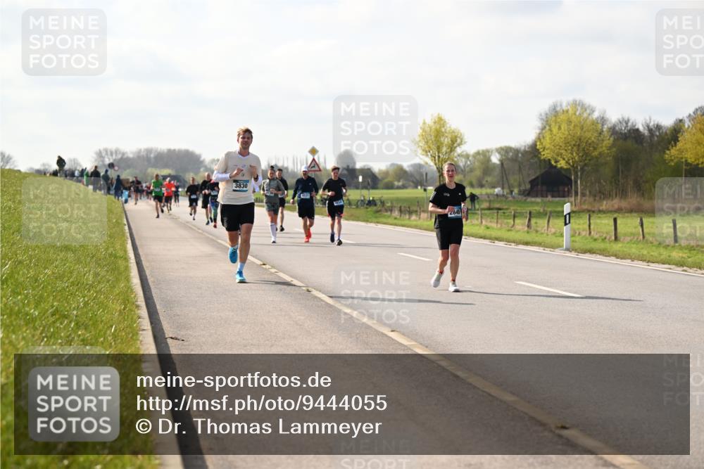 12.04.2026 - 45. Internationalen Wilhelmsburger Insellauf Dr. Thomas Lammeyer http://msf.ph/oto/9444055 12.04.2026 10:17:45 Laufen 3830, 4531, 2845 meine-sportfotos.de