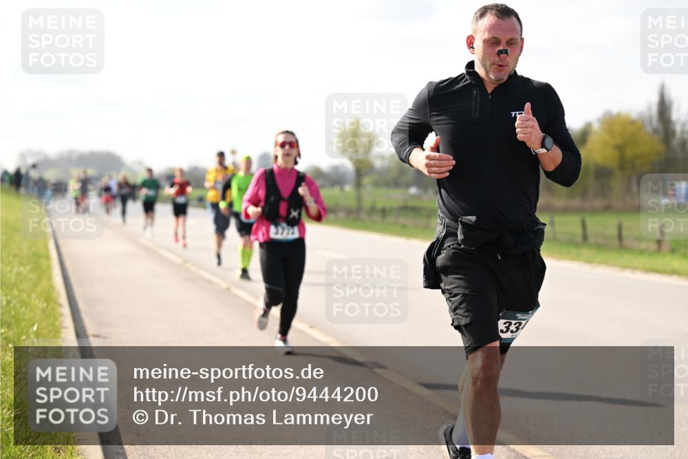 12.04.2026 - 45. Internationalen Wilhelmsburger Insellauf Dr. Thomas Lammeyer http://msf.ph/oto/9444200 12.04.2026 10:18:19 Laufen 33 meine-sportfotos.de