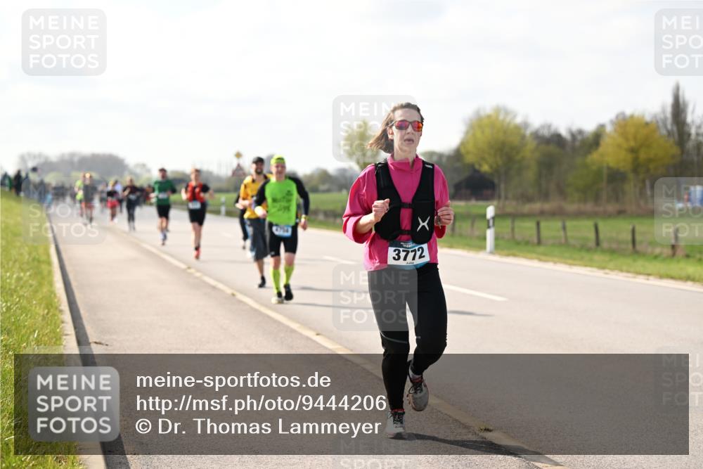 12.04.2026 - 45. Internationalen Wilhelmsburger Insellauf Dr. Thomas Lammeyer http://msf.ph/oto/9444206 12.04.2026 10:18:20 Laufen 31754, 3772 meine-sportfotos.de