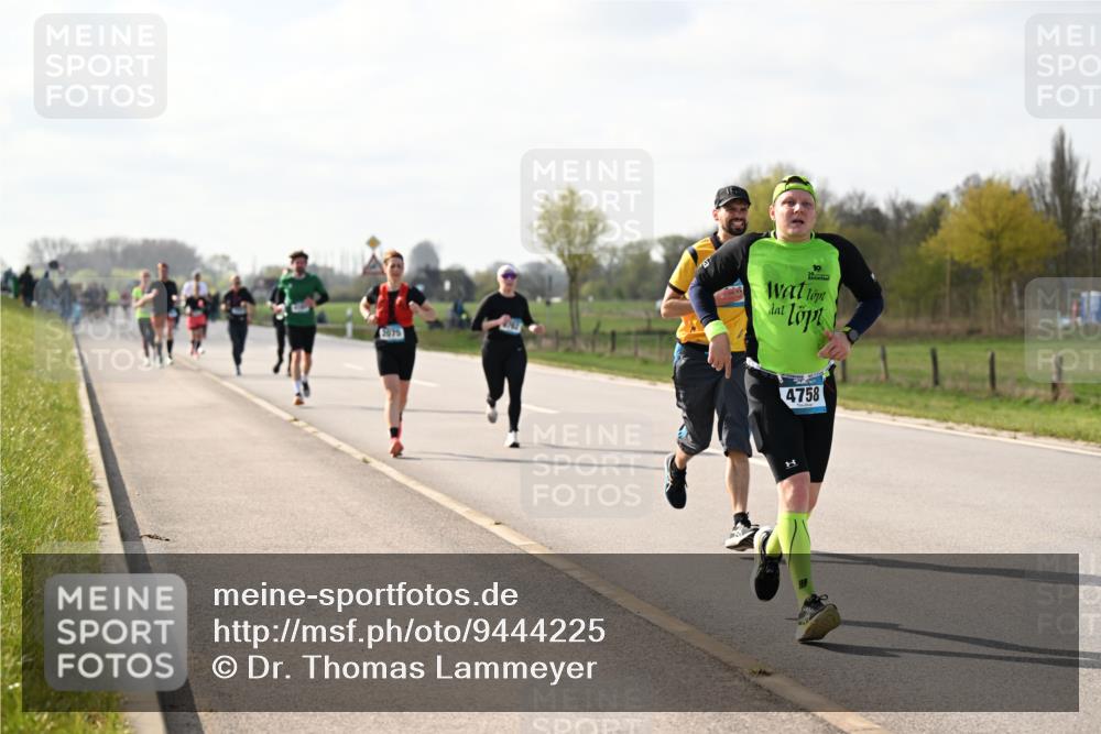 12.04.2026 - 45. Internationalen Wilhelmsburger Insellauf Dr. Thomas Lammeyer http://msf.ph/oto/9444225 12.04.2026 10:18:23 Laufen 10, 4758 meine-sportfotos.de